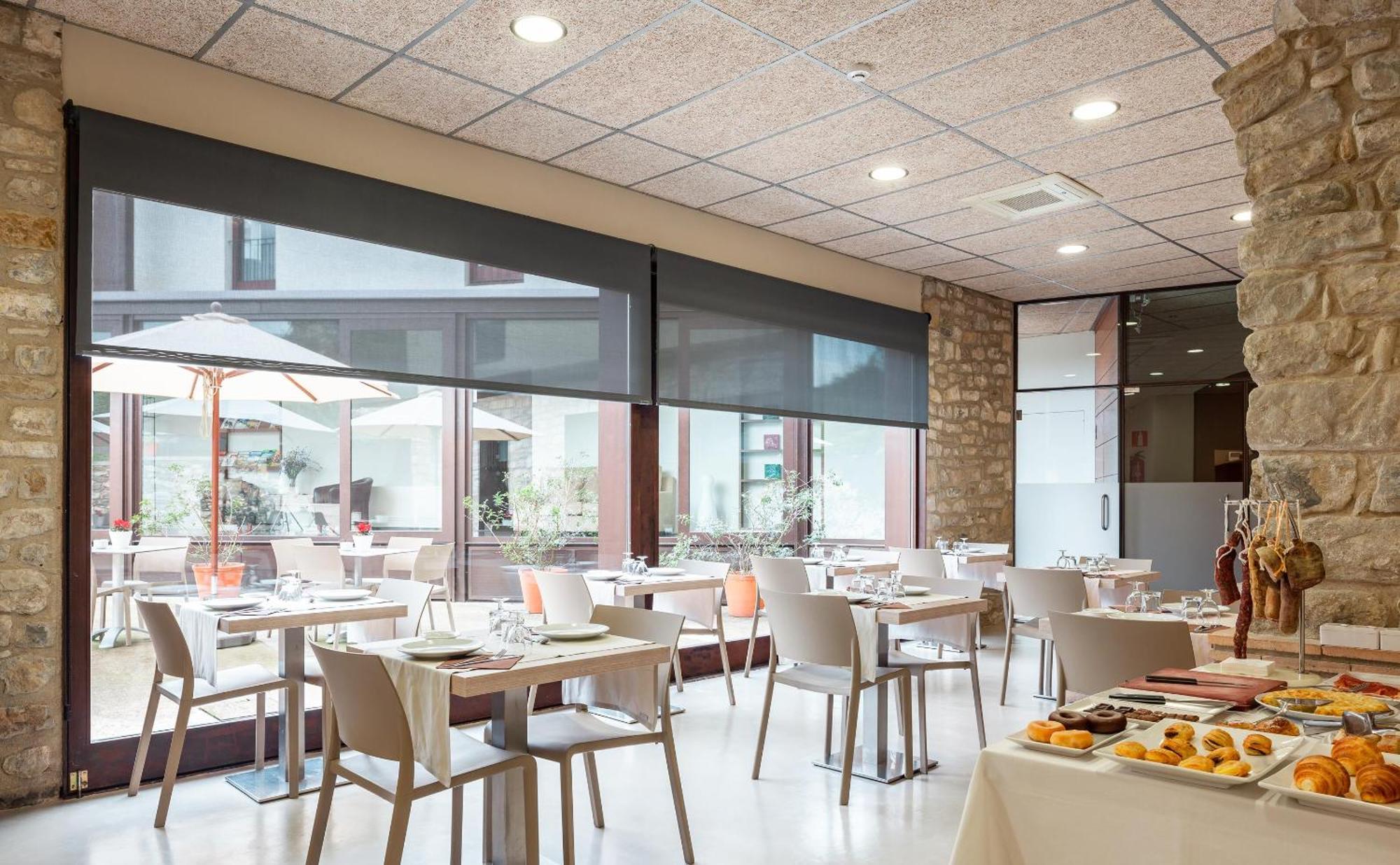 Casa Marcial (Adults Only) Hotel Besalu Ngoại thất bức ảnh